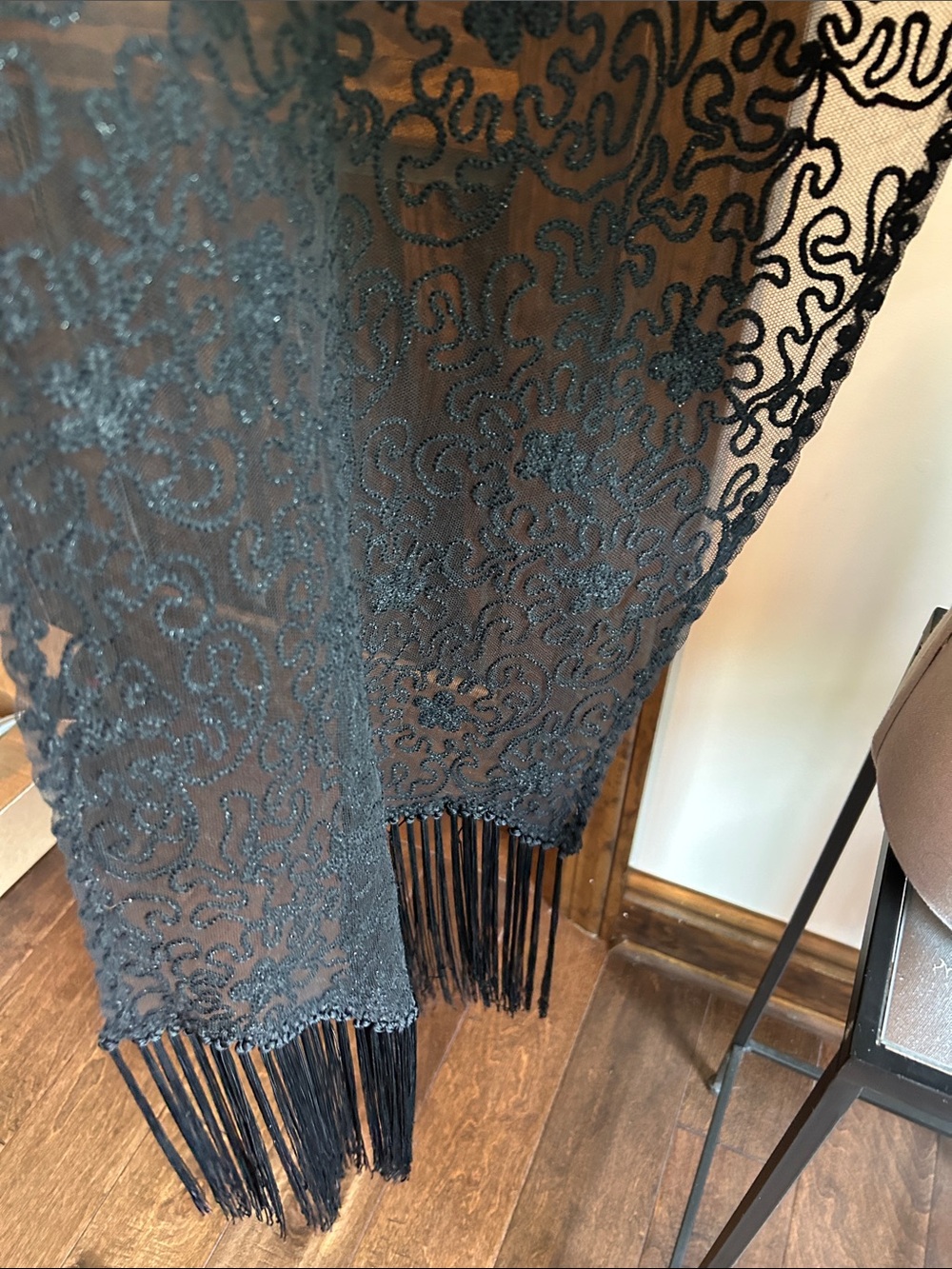 Black Lace Fringe Shawl - Women's Evening Wrap - Picture 4 of 12